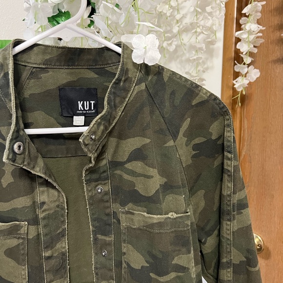 Kut from the Kloth Green Camo Bomber Jacket - Picture 6 of 9